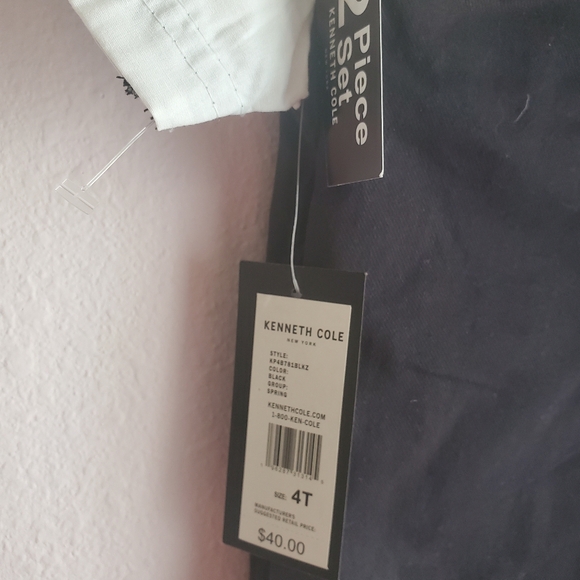 Reaction Kenneth Cole 2 peice set. - Picture 6 of 10